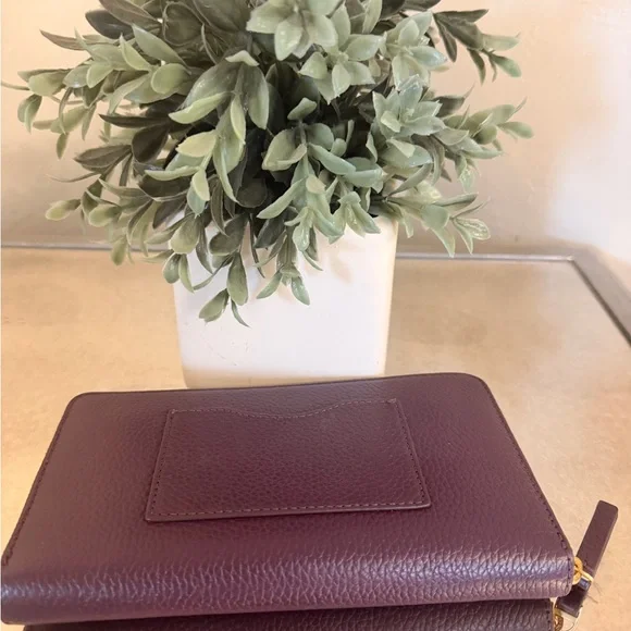 Tory Burch  Britten Zip Continental Leather Wallet - Picture 3 of 5